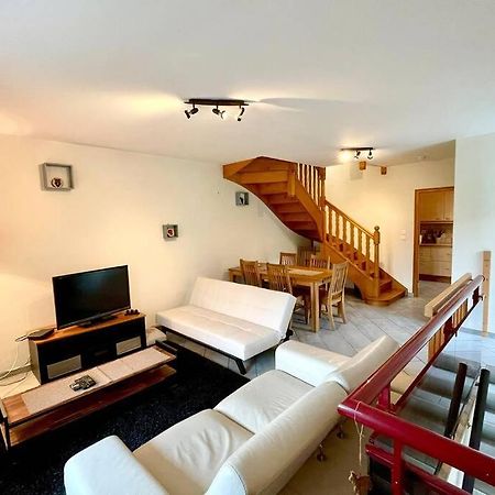 SOBNB-FILLINGES- Appartement dans maison début vallée verte Esterno foto