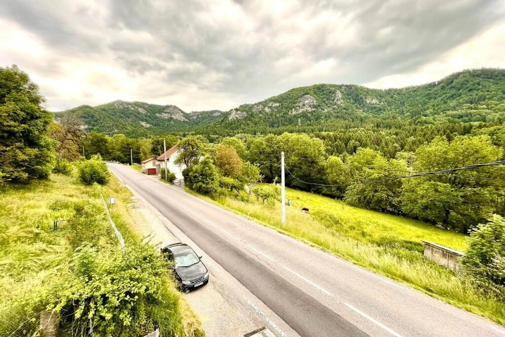 SOBNB-FILLINGES- Appartement dans maison début vallée verte Esterno foto